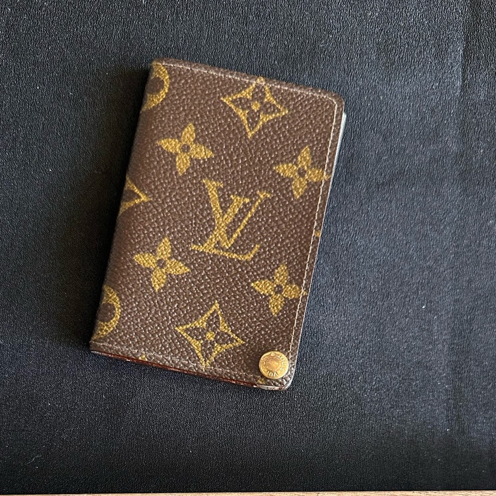 Louis Vuitton Monogram cardholder